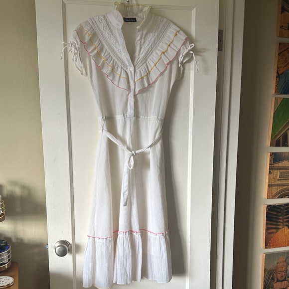 Claude Paris Dresses & Skirts - White and Pink Ruffled Dress